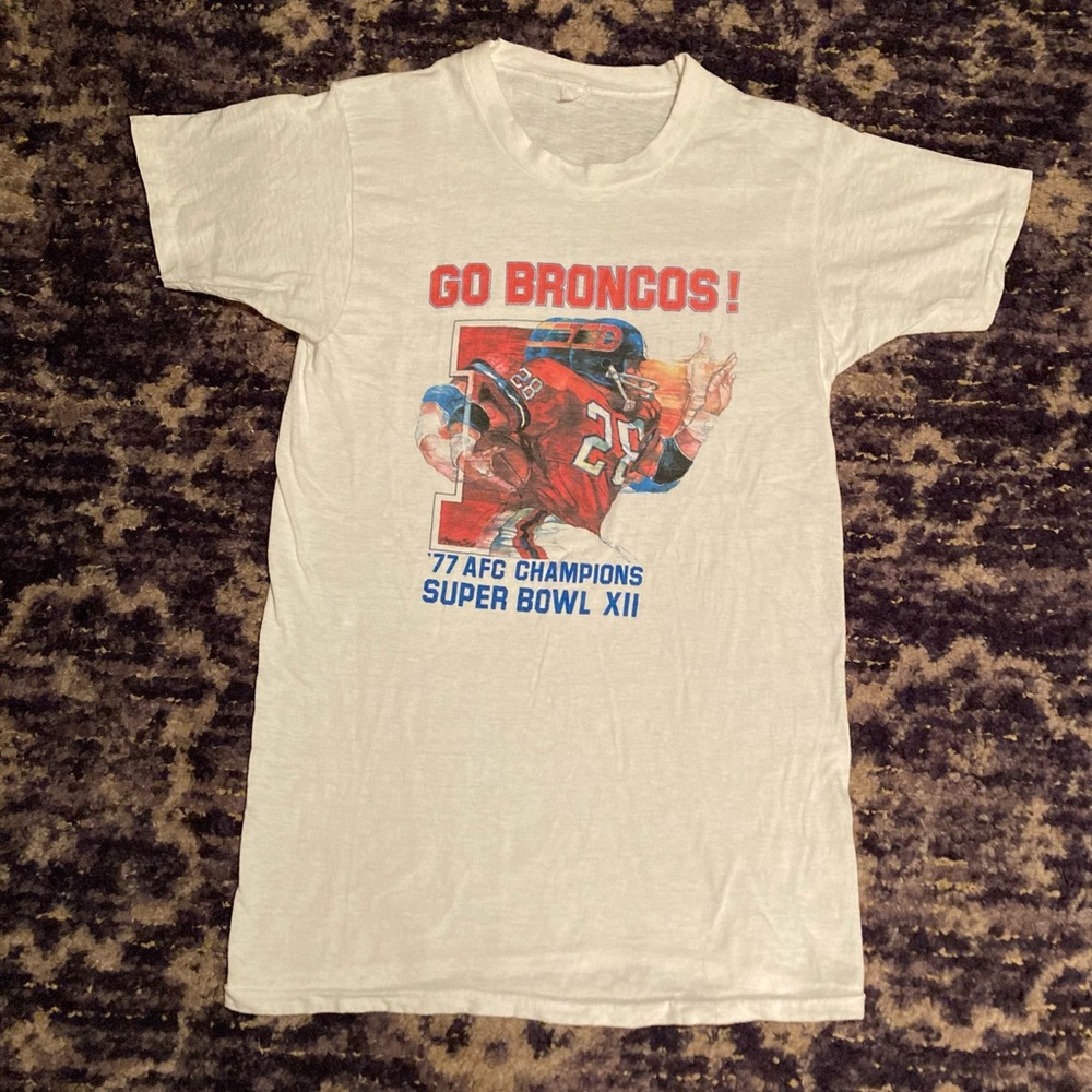 Vintage Single Stich NFL 70s Denver
Broncos Super Bowl XII T-Shirt